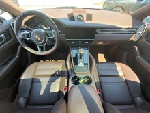 Porsche Cayenne E-Hybrid Coup� in tiefschwarzmetallic