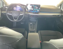 VW Golf Variant Business TDI DSG in Pure White