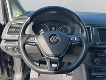 VW Sharan Business+ TDI SCR DSG 5-Sitzer in Deep Black Perleffekt