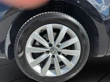 VW Sharan Business+ TDI SCR DSG 5-Sitzer in Deep Black Perleffekt