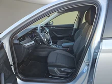 Škoda Octavia Combi Ambition TDI DSG in 8E Brilliant-Silber Metallic