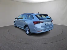 Škoda Octavia Combi Ambition TDI DSG in 8E Brilliant-Silber Metallic