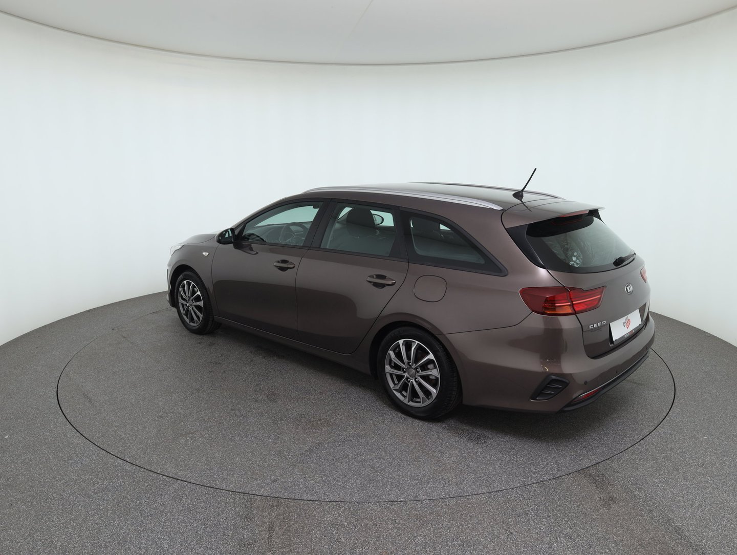 Kia ceed SW 1,4 MPI GPF Titan | Bild 7 von 25