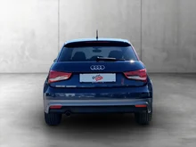 Thumbnail-Foto von Fahrzeug
