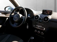 Thumbnail-Foto von Fahrzeug