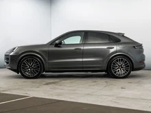 Thumbnail-Foto von Fahrzeug