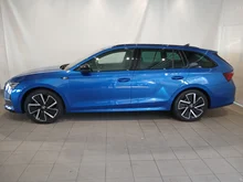 Škoda Octavia Combi Sportline TSI mHEV DSG in Race-Blau Metallic