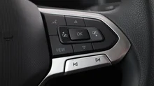 VW Taigo 4Me TSI in Deep Black Perleffekt