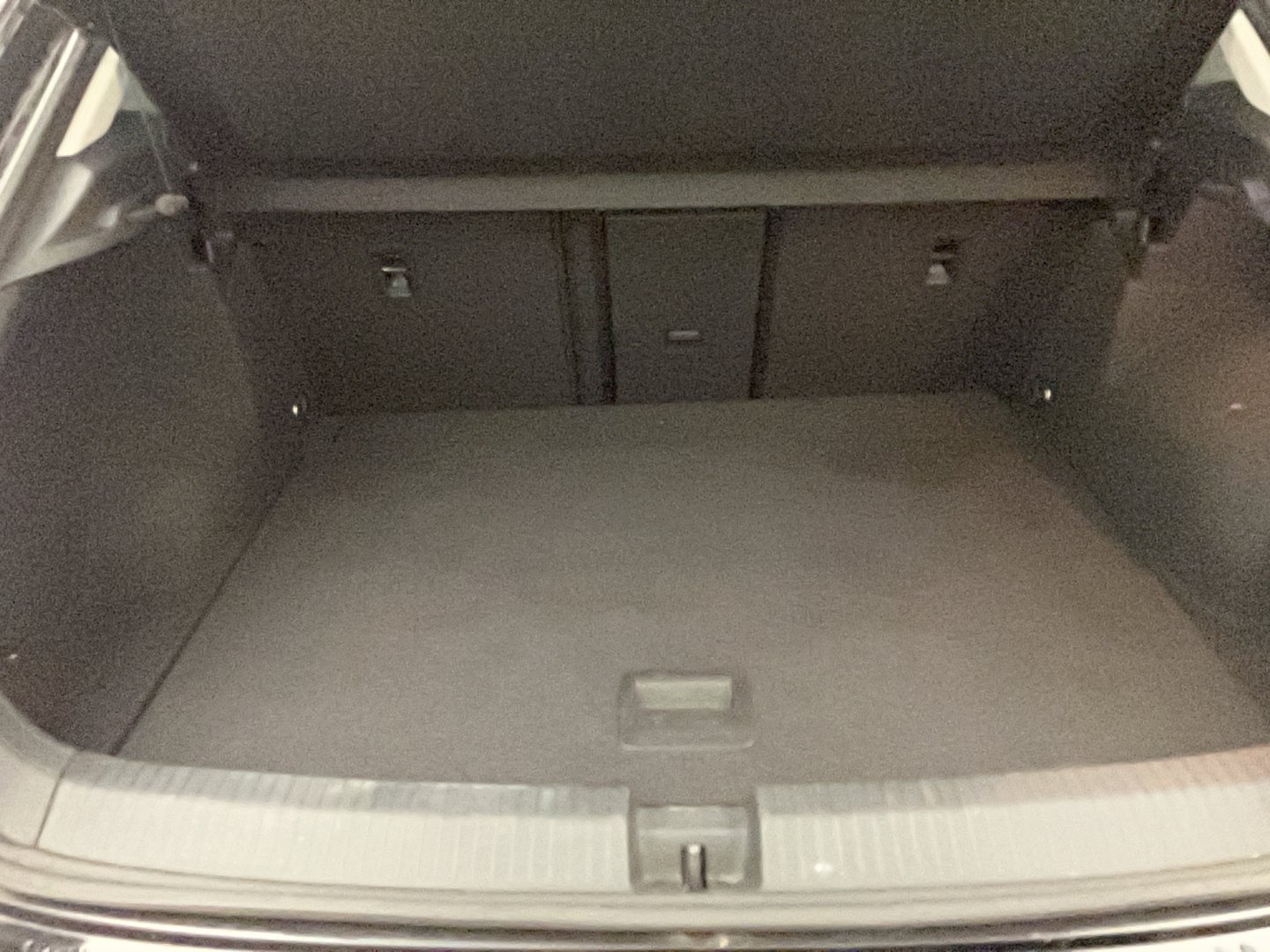 VW T-Roc Sport TDI DSG | Bild 18 von 21