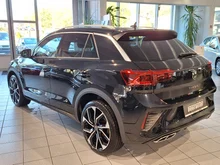 VW T-Roc R-Line TDI 4MOTION DSG in Deep Black Perleffekt