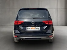 VW Touran Life TDI DSG in Deep Black Perleffekt