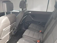 VW Touran Life TDI DSG in Deep Black Perleffekt