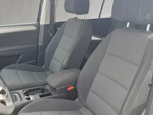 VW Touran Life TDI DSG in Deep Black Perleffekt