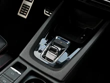 Škoda Octavia Combi RS iV 245 DSG in Moon-Weiß Metallic