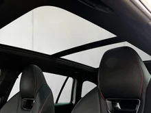 Škoda Octavia Combi RS iV 245 DSG in Moon-Weiß Metallic