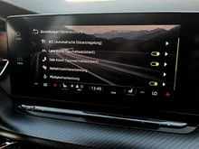 Škoda Octavia Combi RS iV 245 DSG in Moon-Weiß Metallic