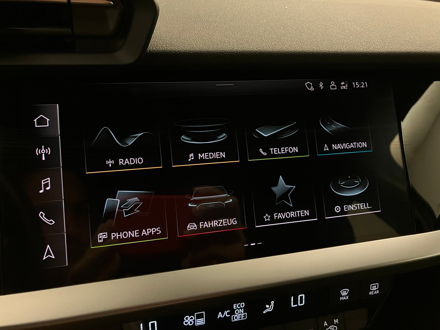 Audi A3 Limousine 35 TFSI S line exterieur | Bild 18 von 30
