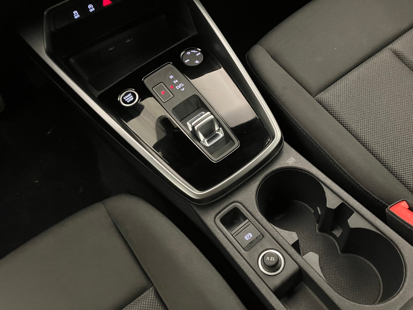 Audi A3 Limousine 35 TFSI S line exterieur | Bild 24 von 30