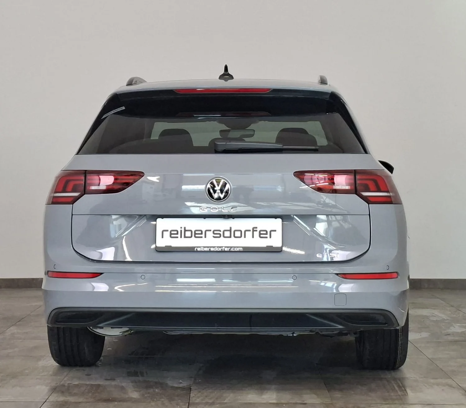 Bild eines Golf Variant Business mHeV DSG