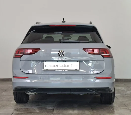 Bild eines Golf Variant Business mHeV DSG