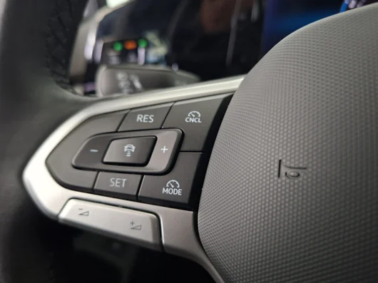 Bild eines Golf Variant Business mHeV DSG