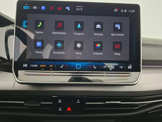 Bild eines Golf Variant Business mHeV DSG