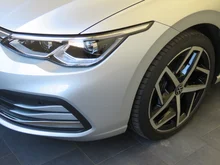 Thumbnail-Foto von Fahrzeug