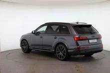 Audi Q7 50 TDI quattro S line in daytonagrau perleffekt