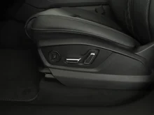 Audi Q7 50 TDI quattro S line in daytonagrau perleffekt