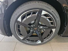 Thumbnail-Foto von Fahrzeug