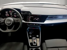 Audi A3 Sportback 30 TFSI in Arkonaweiss