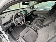 VW ID.4 GTX 4MOTION 250 kW Business -77 kWh in 2Y Gletscherweiß Metallic