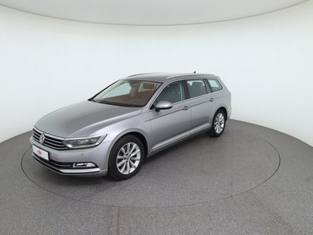 VW Passat Variant Highline TDI SCR DSG
