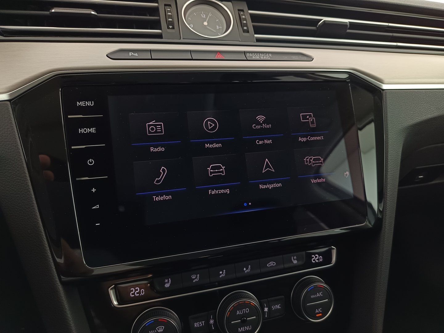 VW Passat Variant Highline TDI SCR DSG | Bild 19 von 33