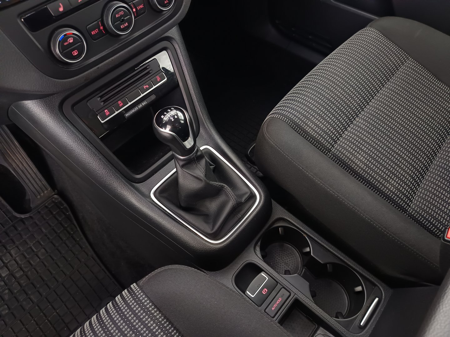 SEAT Alhambra Austria Edition Executive TSI | Bild 28 von 34