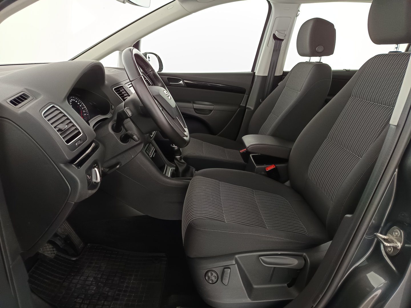 SEAT Alhambra Austria Edition Executive TSI | Bild 13 von 34