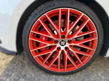 SEAT Leon Kombi Cupra 300 TSI DSG 4Drive in Nevada-Weiß Metallic