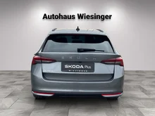 Škoda Octavia Combi Selection TDI DSG in 5X Graphite-Grau Metallic