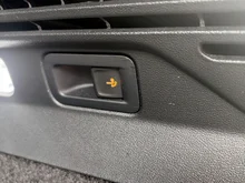 VW ID.5 Pro Performance 150 kW in Mythosschwarz Metallic