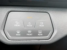 VW ID.5 Pro Performance 150 kW in Mythosschwarz Metallic