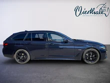 BMW 5xx 530e xDrive Touring Aut. in schwarz - metallic
