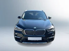 BMW X1 xDrive18d Aut. in schwarz - metallic