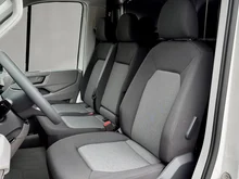 VW Crafter 30 Kastenwagen L3H3 TDI in candyweiß