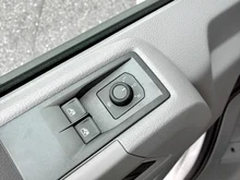 VW Crafter 30 Kastenwagen L3H3 TDI in candyweiß