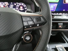 CUPRA Formentor e-HYBRID 204 PS DSG in Nacht-Schwarz Metallic