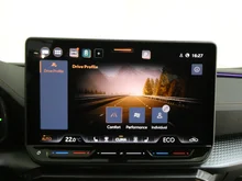 CUPRA Formentor e-HYBRID 204 PS DSG in Nacht-Schwarz Metallic