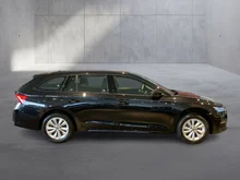 Škoda Octavia Combi Selection TSI mHEV DSG in Black-Magic Perleffekt