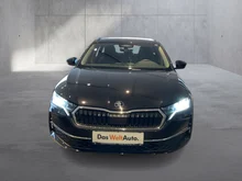 Škoda Octavia Combi Selection TSI mHEV DSG in Black-Magic Perleffekt