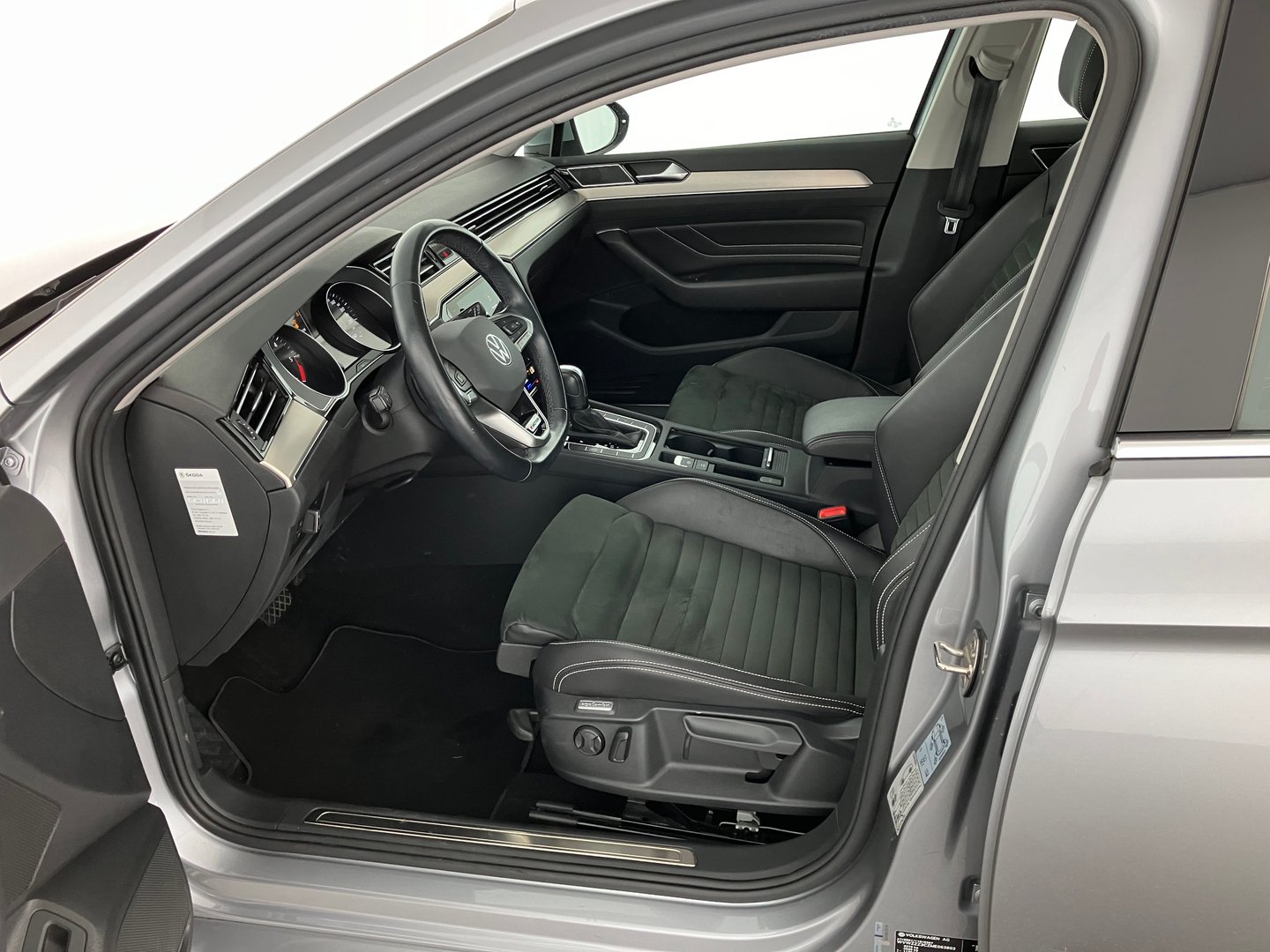 VW Passat Variant Elegance TDI 4MOTION DSG | Bild 3 von 15