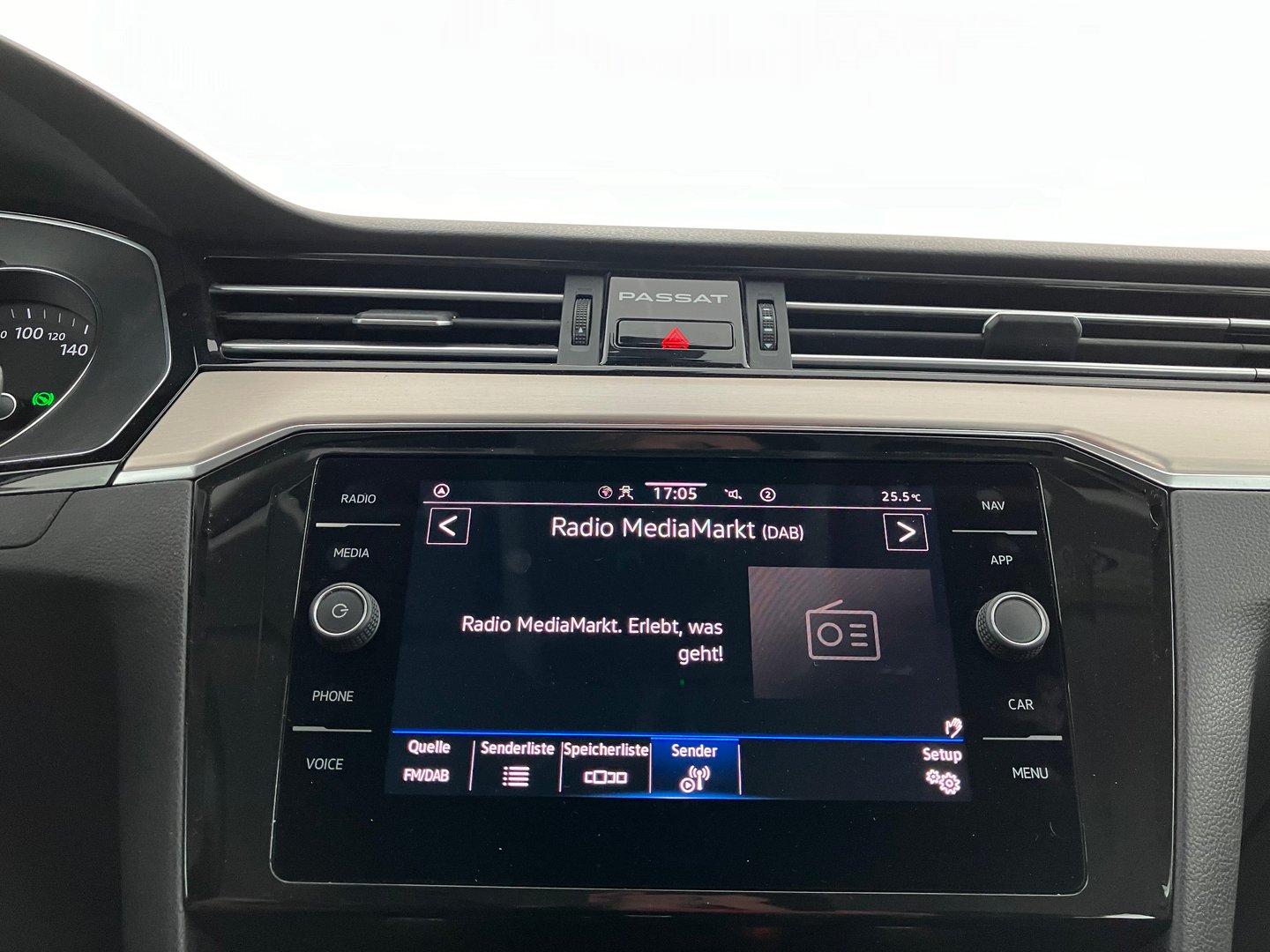 VW Passat Variant Elegance TDI 4MOTION DSG | Bild 8 von 15